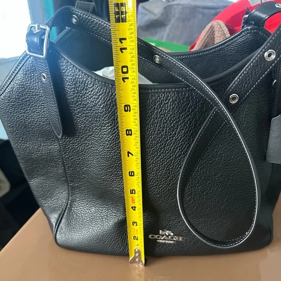 Coach Black Pebbled Leather Shoulder Bag - Picture 7 of 9